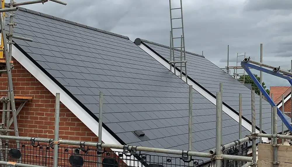 Roofing services in Essex: RC Roofing team at work on a residential roof